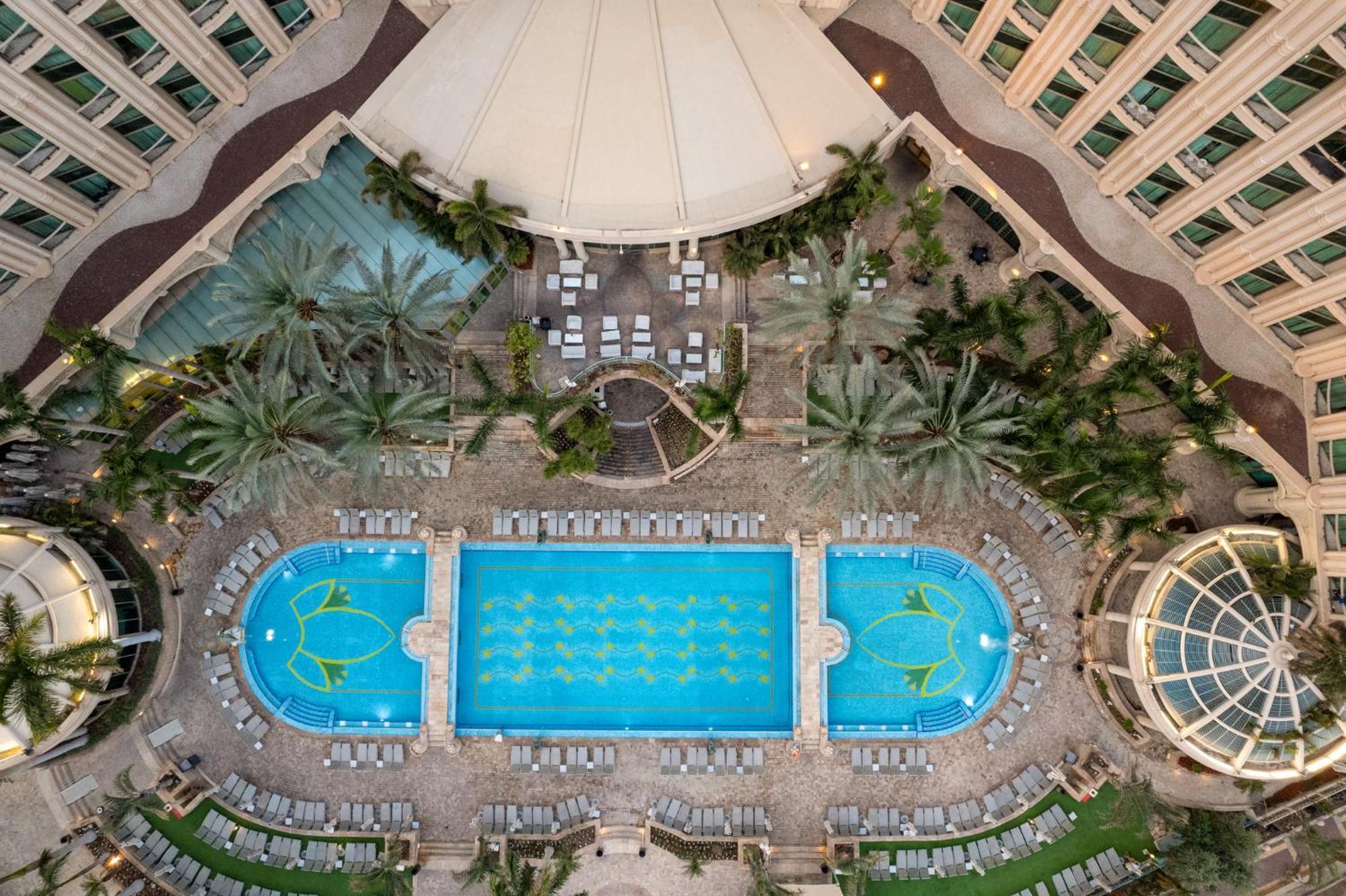Queen Of Sheba Eilat Exterior foto The pool at the hotel